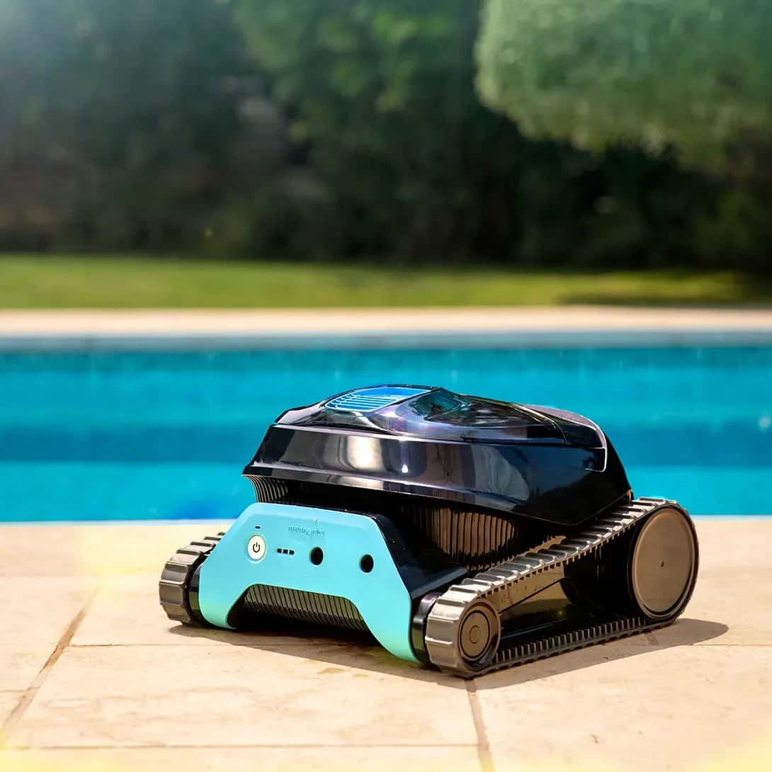 Thumbnail Robot curatare piscina fara cablu Dolphin Liberty 300 3