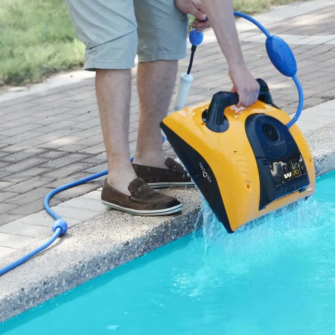Thumbnail Robot curatare piscina comercial Dolphin W20 3